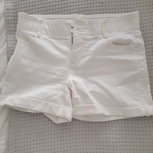 Womans sz 12 stretchy tummy control white denim shorts